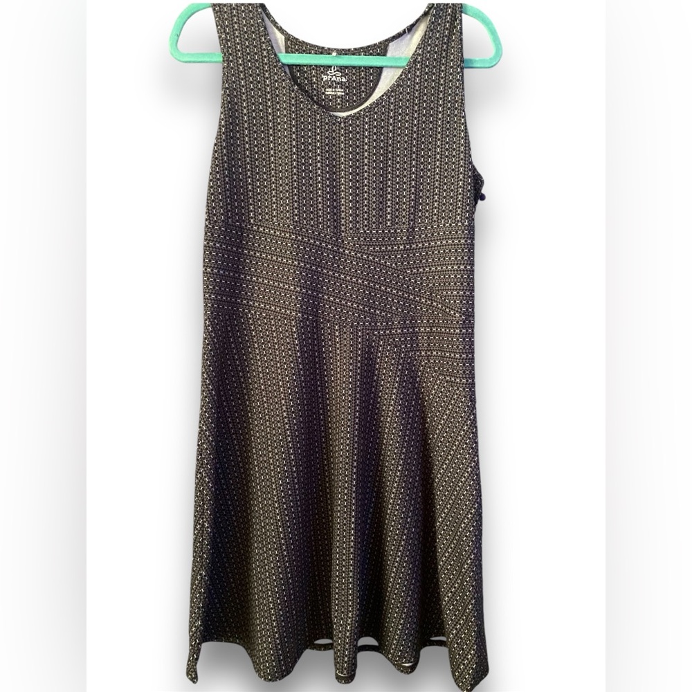 Prana Amelie Large Sleeveless mini  Dress Black Gray Parade Pattern L outdoor